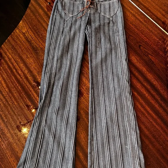 Vintage Y2K Miss Me Flare Wide Lace Up Jeans Pants - Picture 3 of 9